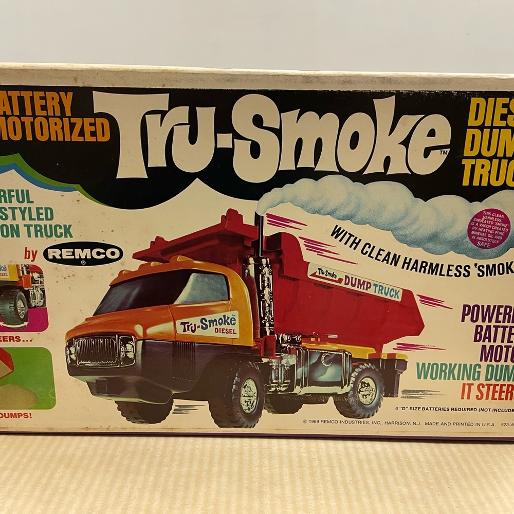 1969 REMCO - NIB True-Smoke Diesel Dump Truck.